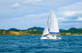 Sunsail 424 – 4 Cabin Catamaran