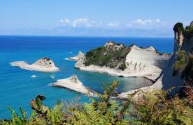 corfu-destination-image-sea-2400x1350-web-1