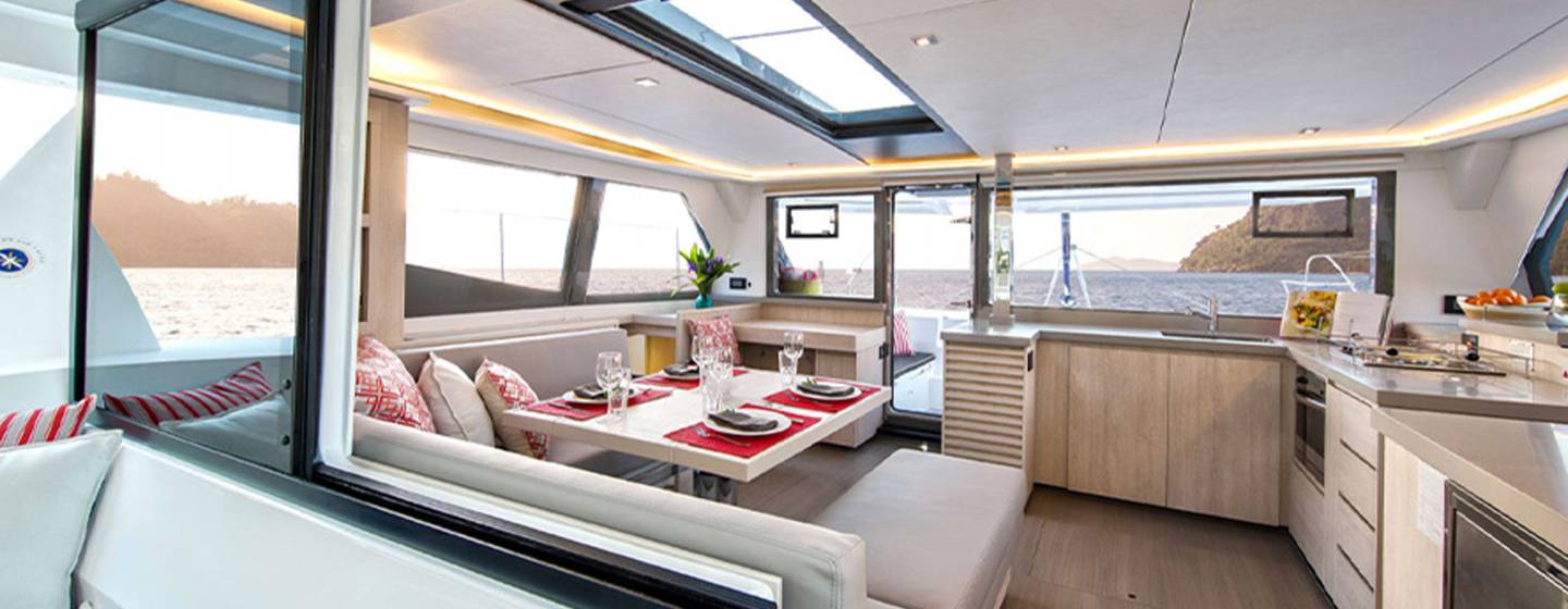 Sunsail 454 – 4 cabin Catamaran