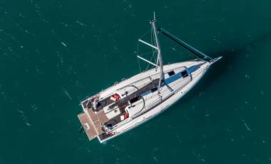 ss_glb_sunsail_38.0_2400x1350_exteriorr_0.jpg