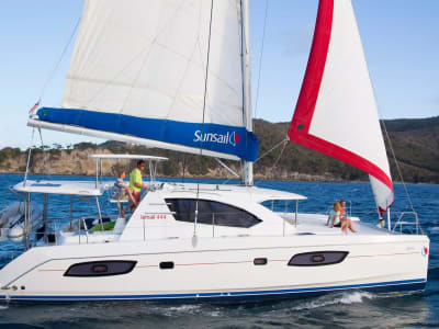 sunsail-444-4.jpg